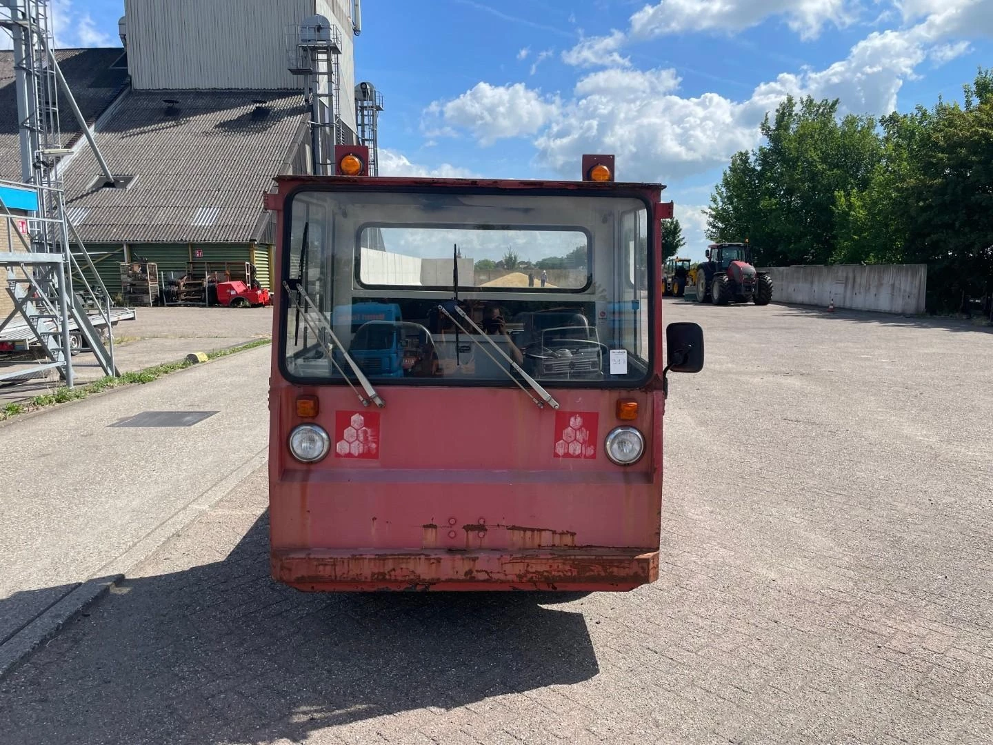 Jenbacher Werk Vertriebs GmbH T3 - 440 1983 afbeelding 2