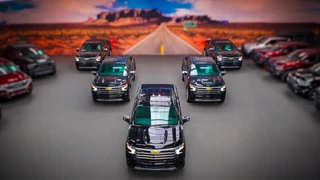 Chevrolet Silverado 2024 - USA High Country 6.2 V8 420 PK, obrazek 4