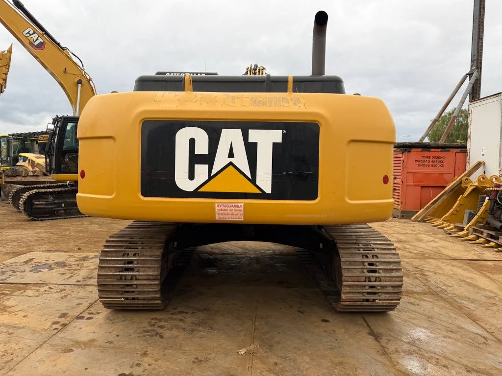 Cat 2006 - 324 D L afbeelding 4