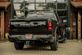 Dodge Ram 1500 2024 - Dodge Rebel Night Hurricane obrazek 8