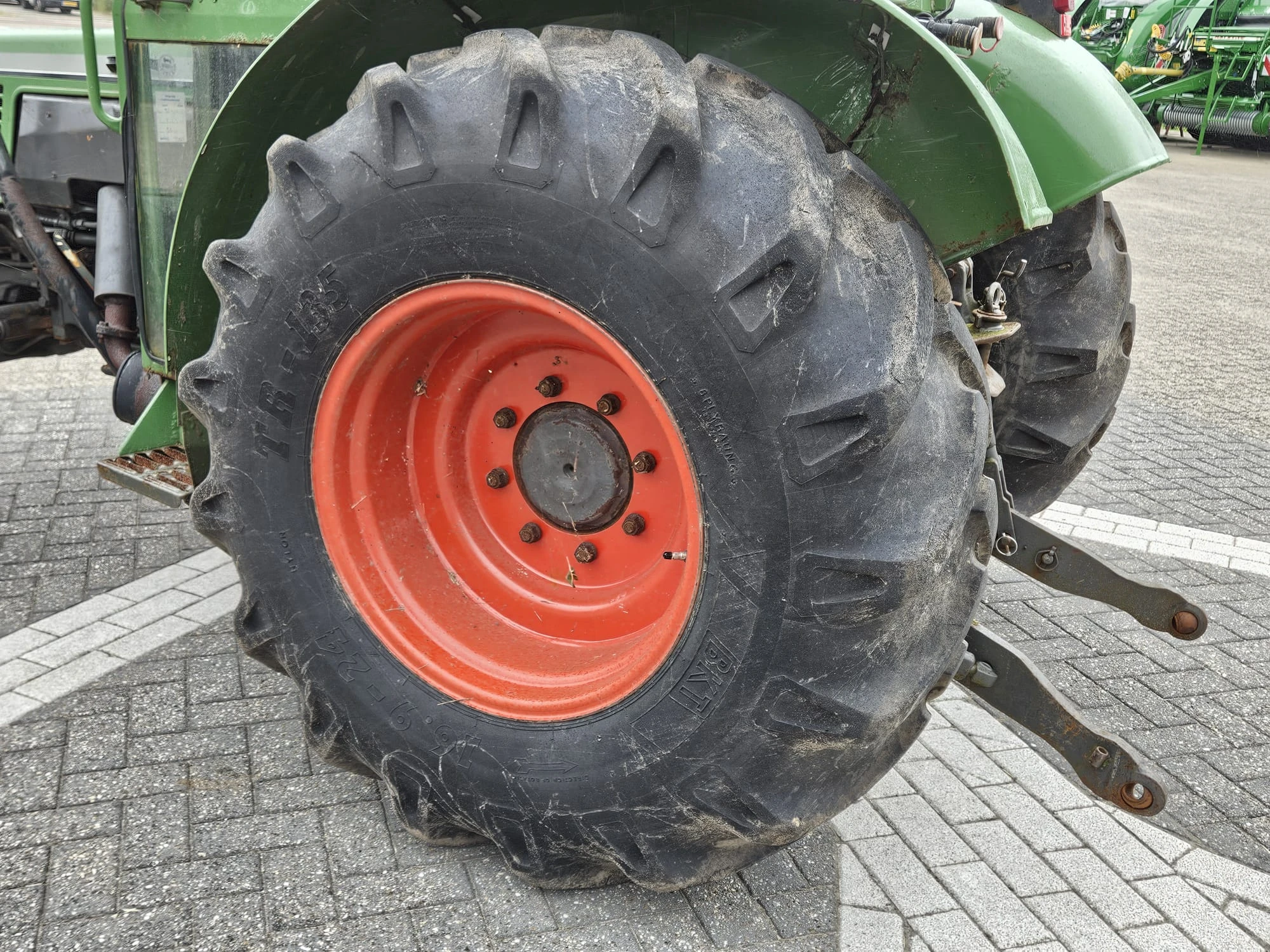 Fendt 1994 - 260 S landbouwtrekker afbeelding 18