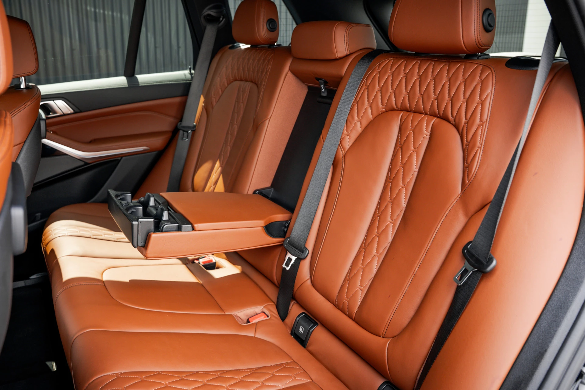 BMW X5 2023 - xDrive 45e High Executive | M sport | Panoramadak | 22" LMV | Laserlight | Memory Seats | Harman Kardon | Camera | Carplay | Cognac Leder immagine 12