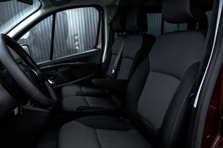 Renault Trafic 2024 - Renault Trafic Blue dCi 150PK | L2H1 | 9-Zits | IN BTW/BPM | LED | Camera | Navi | Zijschuifdeur R+L | Cruise | Airco | PDC | Euro 6 bild 12