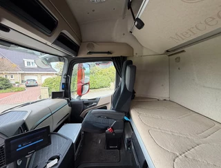 Mercedes-Benz Actros 2018 - 2642 HEIWO ISOLATED BOXES DOUBLE DOORS TRS COOLING TAIL LIFT TOP CONDITION NL-COMBI zdjecie 20