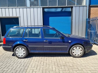 Volkswagen Golf 2001 - Variant 1.6 Trendline AUTOMAAT, APK 4-2027 zdjecie 5