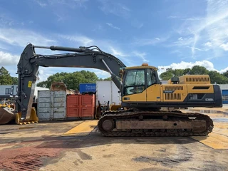 Volvo 2013 - EC 380 D L te koop