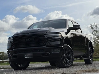 Dodge Ram 1500 2023 - LIMITED NIGHT 5.7L V8, 2024MY, 1E EIG, DEALER ONDERH, DIG CLUSTER, DIG MIRROR, PANO, LUCHTV, BLIS, ACC, 360, HUD te koop