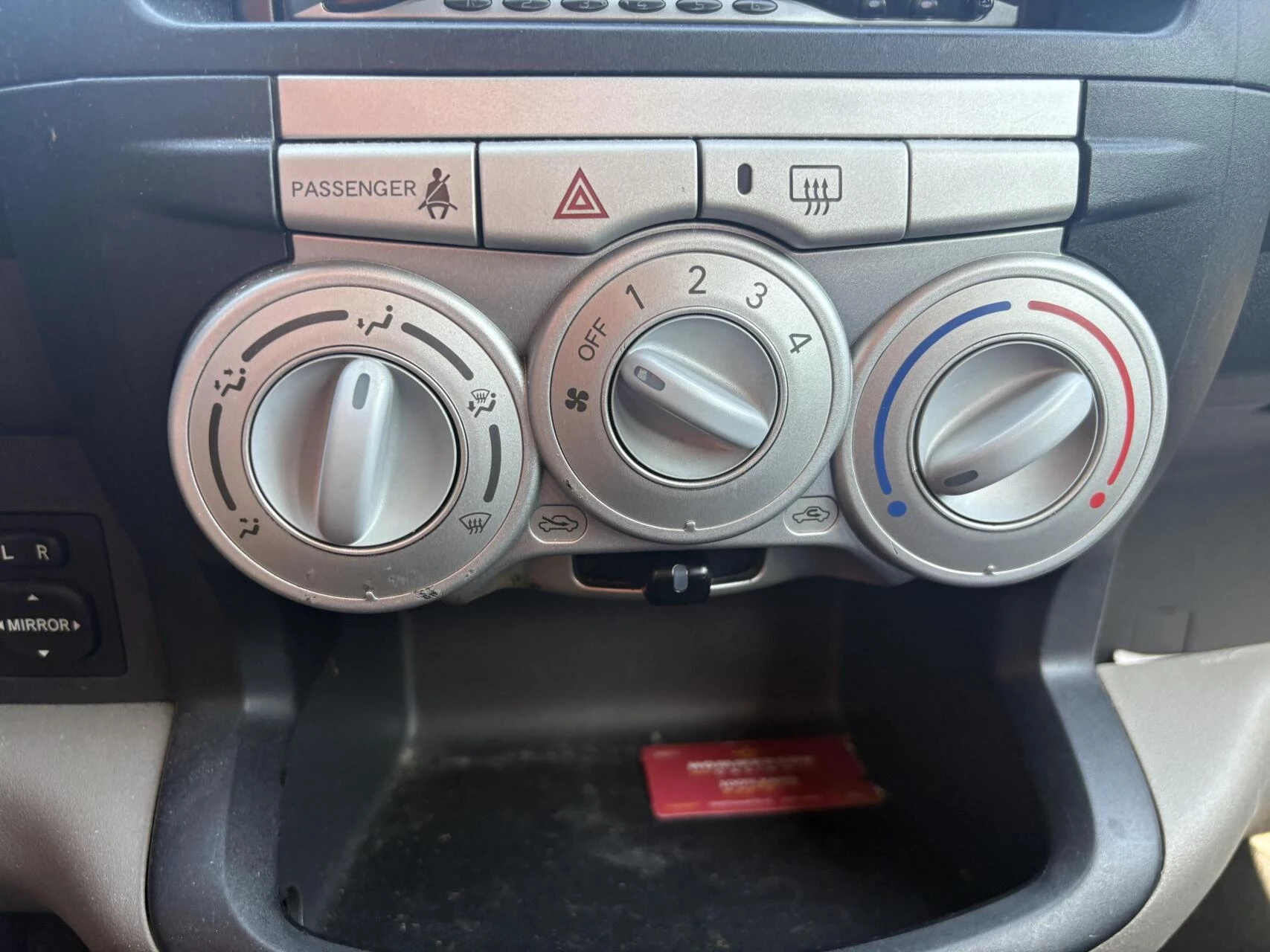Daihatsu Sirion 2006 - 2 1.0-12V Trend APK tot 08-2027 afbeelding 16