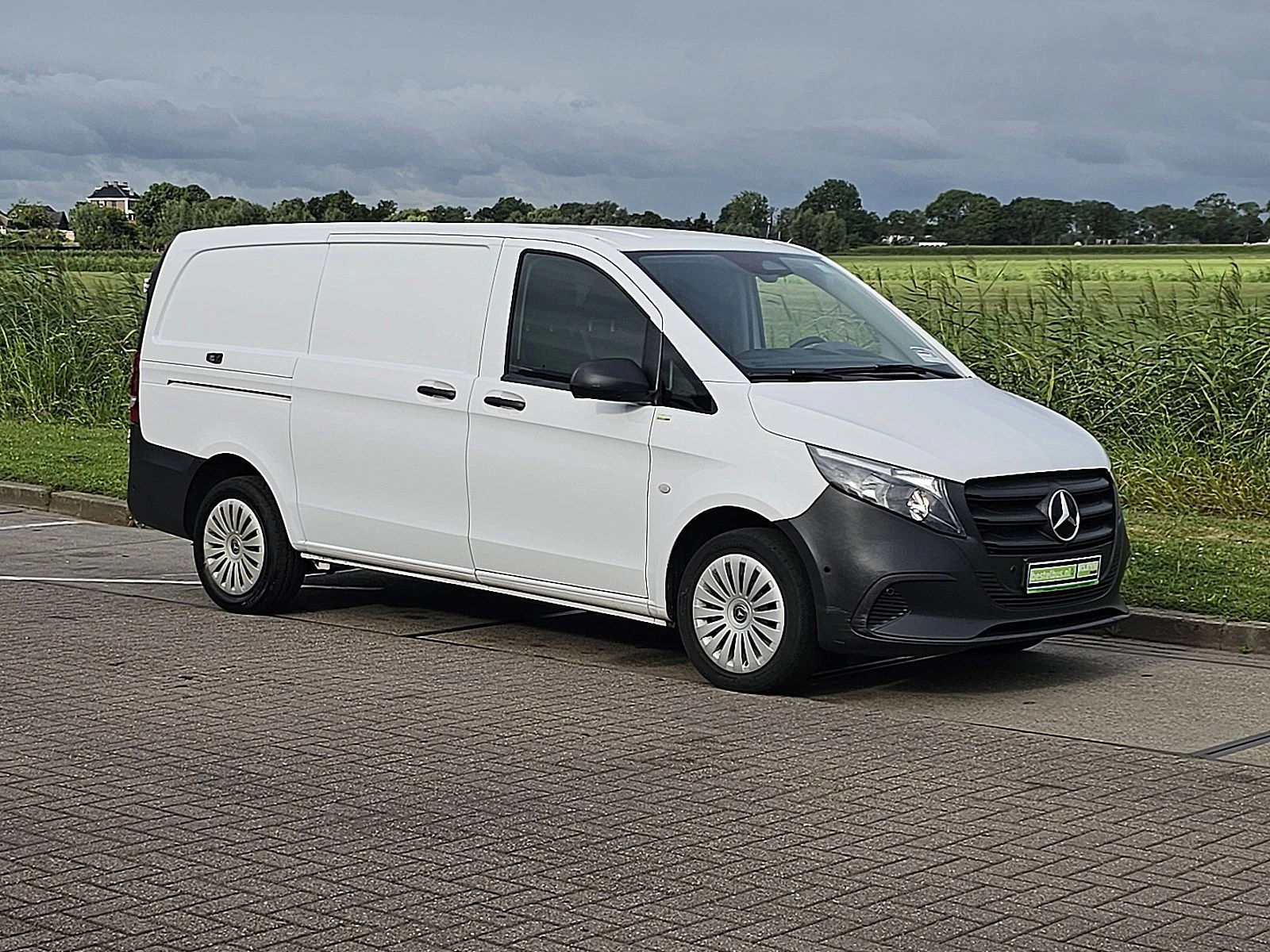Mercedes-Benz Vito 2024 - 116 image 5