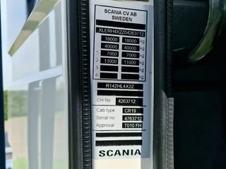 Scania R142-V8 1987 - 420 V8 - Old timer - Clean chassis/cab/interior - Dutch registration image 31