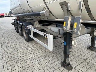 Van Hool N/A 2015 - FOOD / 39.000L / 3-COMP / INOX / NL-trailer / APK: 04/2026 image 32