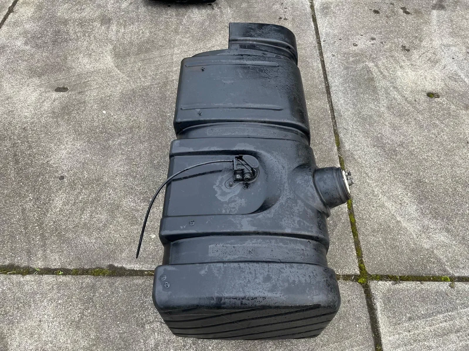 DAF - Brandstoftank Diesel 200L 1704969 obrázek 2