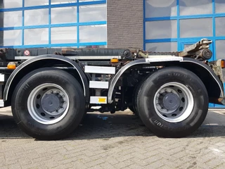 Iveco Stralis 2014 - 450 8x4 Steel 430.000 km kettingsyst 30 ton afbeelding 4