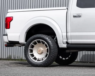 Ford F-150 2019 - (USA) Harley Davidson V8 5.0L Tuscany Motor Co. imagem 21