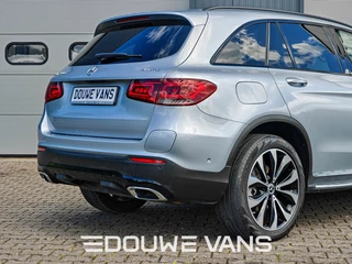 Mercedes-Benz GLC 2021 - 300e 4Matic Airco Ambiente Night Pakket Trekhaak obrazek 16