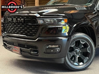 Dodge Ram 1500 2024 - Big Horn immagine 4