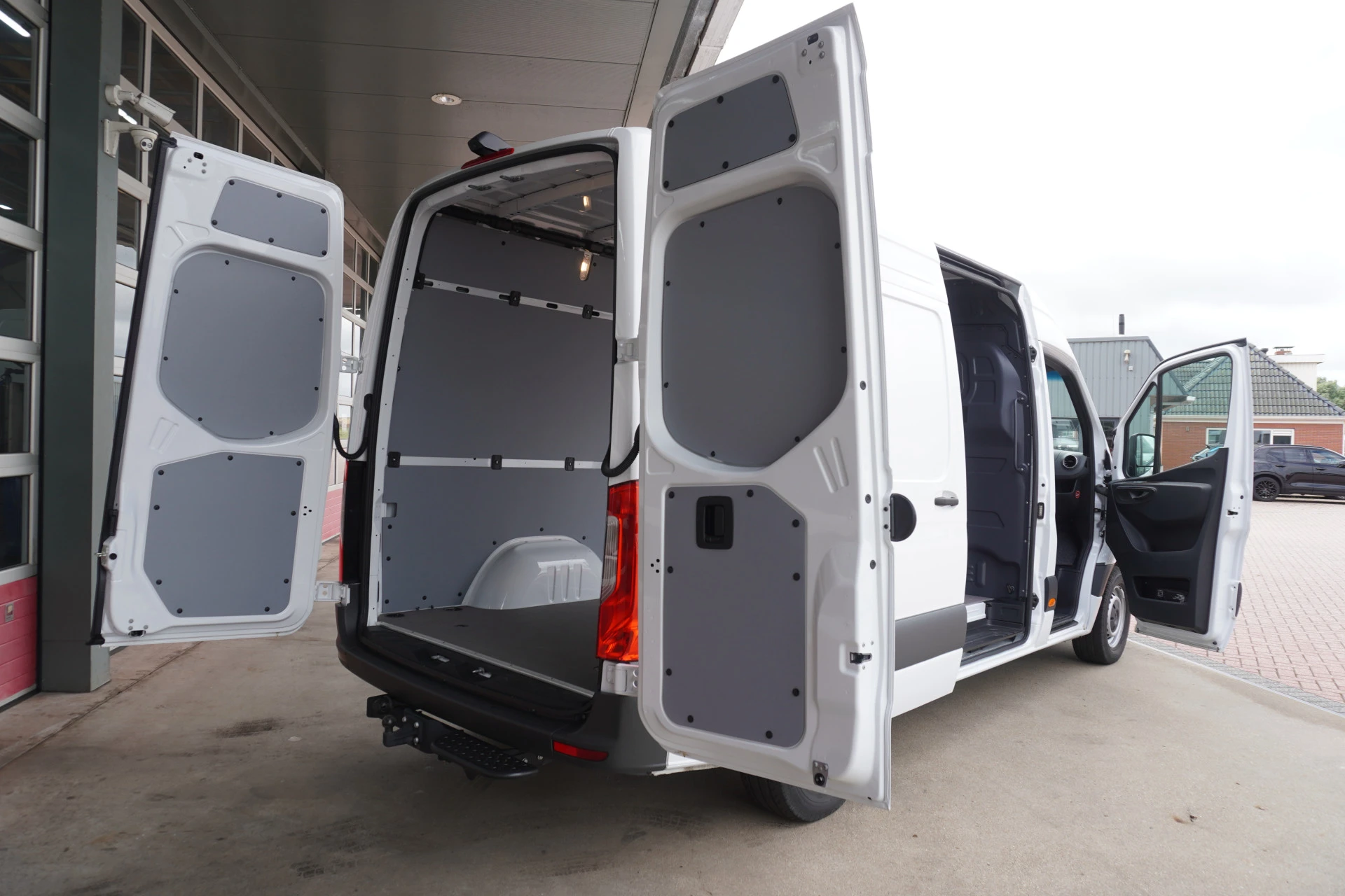 Mercedes-Benz Sprinter 2024 - 315 CDI 150PK L2H2 Pro automaat obrázek 5
