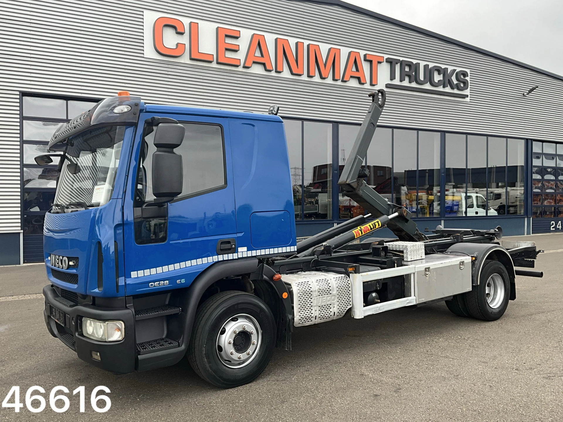 Iveco Eurocargo 2015 - ML160E28 Euro 6 Hyvalift haakarmsysteem Just 158.250 km! afbeelding 1