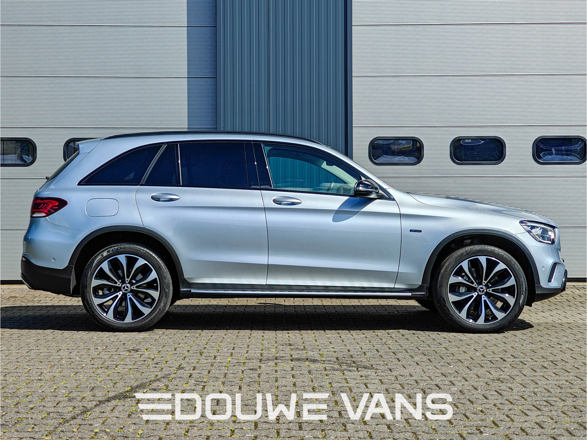 Mercedes-Benz GLC 2021 - 300e 4Matic Airco Ambiente Night Pakket Trekhaak obrázek 3