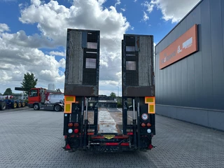 Broshuis N/A 2015 - 3ABSD Lowloader 3-axle / GVW: 53.000kg / Neck: 23.000kg / hydraulic steering + ramps + loading table / 4.60m extendable / winch / liftaxle immagine 8