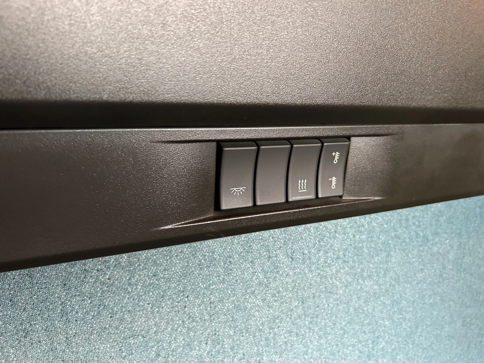 Volvo FM 330 2014 - Globetrotter / 742 dkm obrázek 7