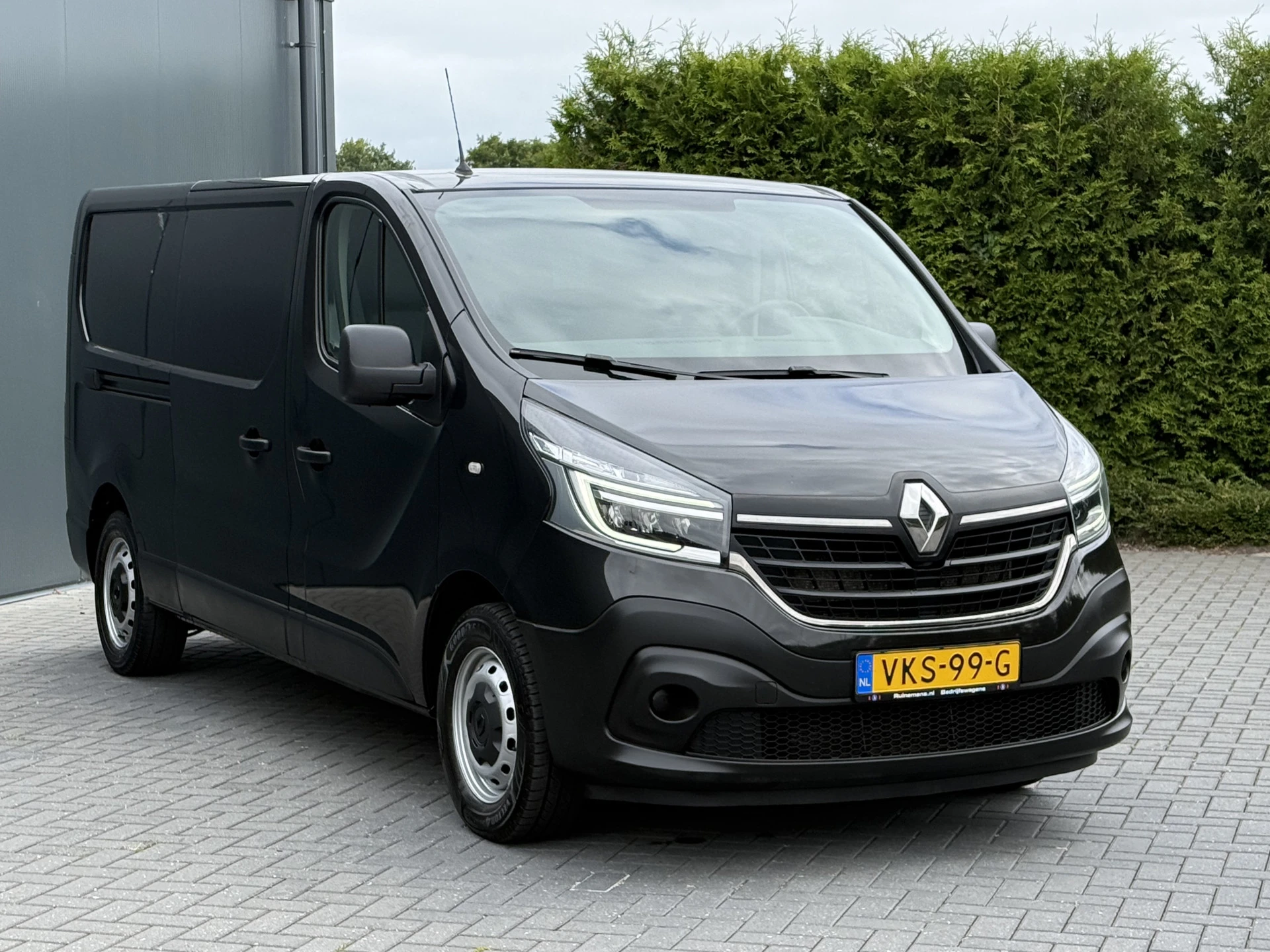 Renault Trafic 2021 - 2.0 dCi 120 PK / L2H1 / 1e EIG. / AIRCO / CRUISE / PDC / 3-ZITS / LED afbeelding 4
