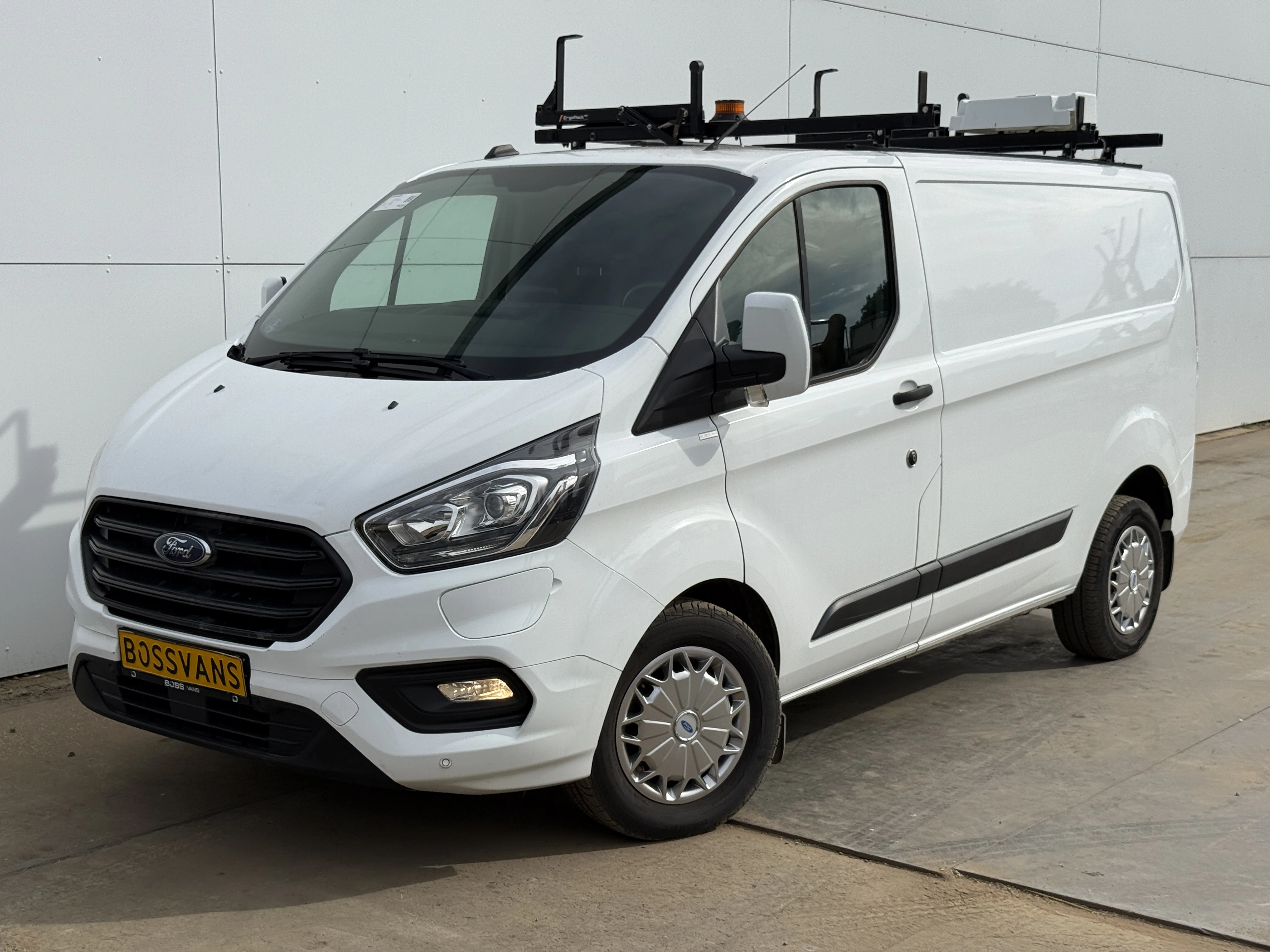 Ford Transit Custom 2022 - 340 1.0 PHEV 120PK *ELEKTRO MOTOR KAPOT* L1H1 Automaat Hybride Inbouwkast Dakrailing Dodehoekdetectie Cruise control Airco Stoelverwarming Parkeersensoren v+a Laadkabel image 1