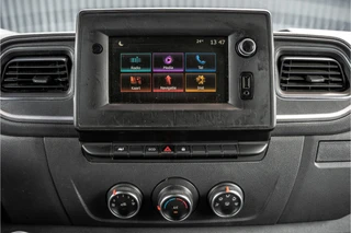 Renault Master 2020 - 2.3 dCi 135 L3H2 | 136 PK | 1ste Eigenaar | 3-Zits | Camera | Cruise | PDC | Airco obrazek 22