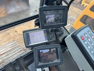 Liebherr N/A 2015 - R926 compact FULL OPTION zdjecie 20