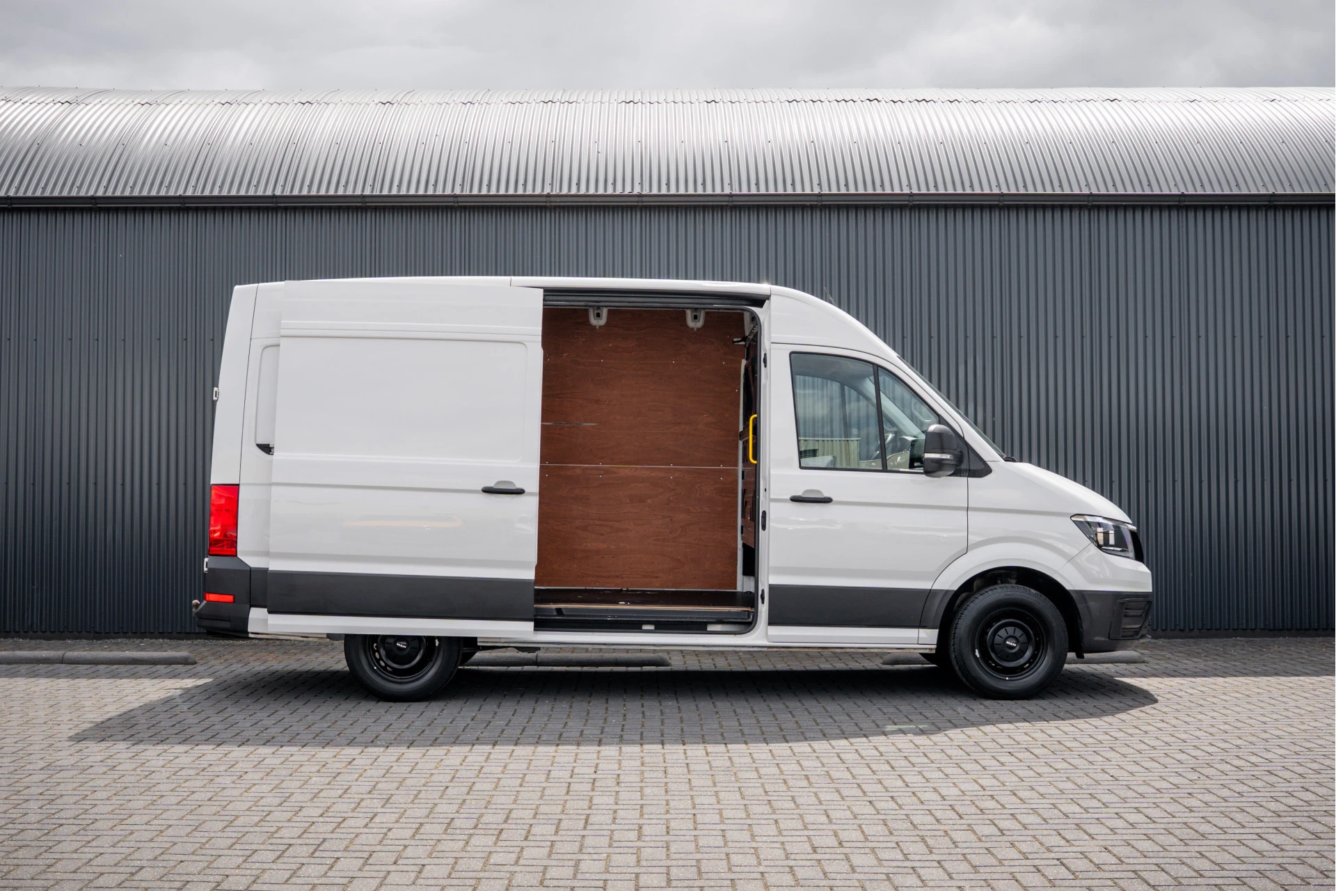 MAN TGE 2021 - 2.0 TDI | L3H3 | 140 PK | 3-Zits | Trekhaak 3.0T | 1e Eigenaar | Camera | Carplay | Cruise | Airco | Trekhaak afbeelding 7