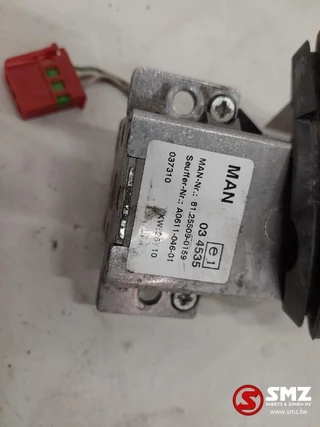 MAN N/A 2010 - Occ combischakelaar retarder MAN TGS 81255090159 image 4