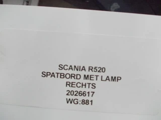 Scania - R520 2026617 SPATBORD MET LAMP RECHTS EURO 6 afbeelding 3 miniatuur