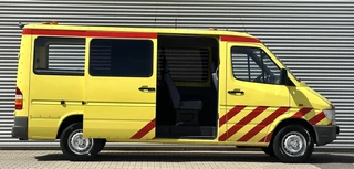 Mercedes-Benz Sprinter 1998 - 310 D lang/hoog Personenbus 8 zitpl.ambulance image 2