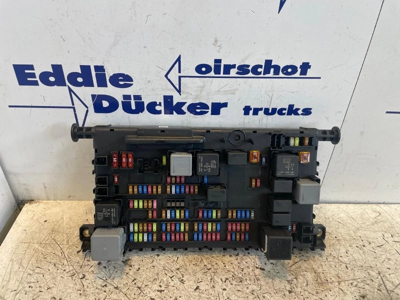 DAF 2022 - 2274463 / 2476302 / 2477268 ZEKERINGSKAST afbeelding 1