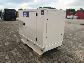 FG Wilson 2026 - P16-1 - 16 kVA Genset - DPX-16001 imagen 3 miniatura
