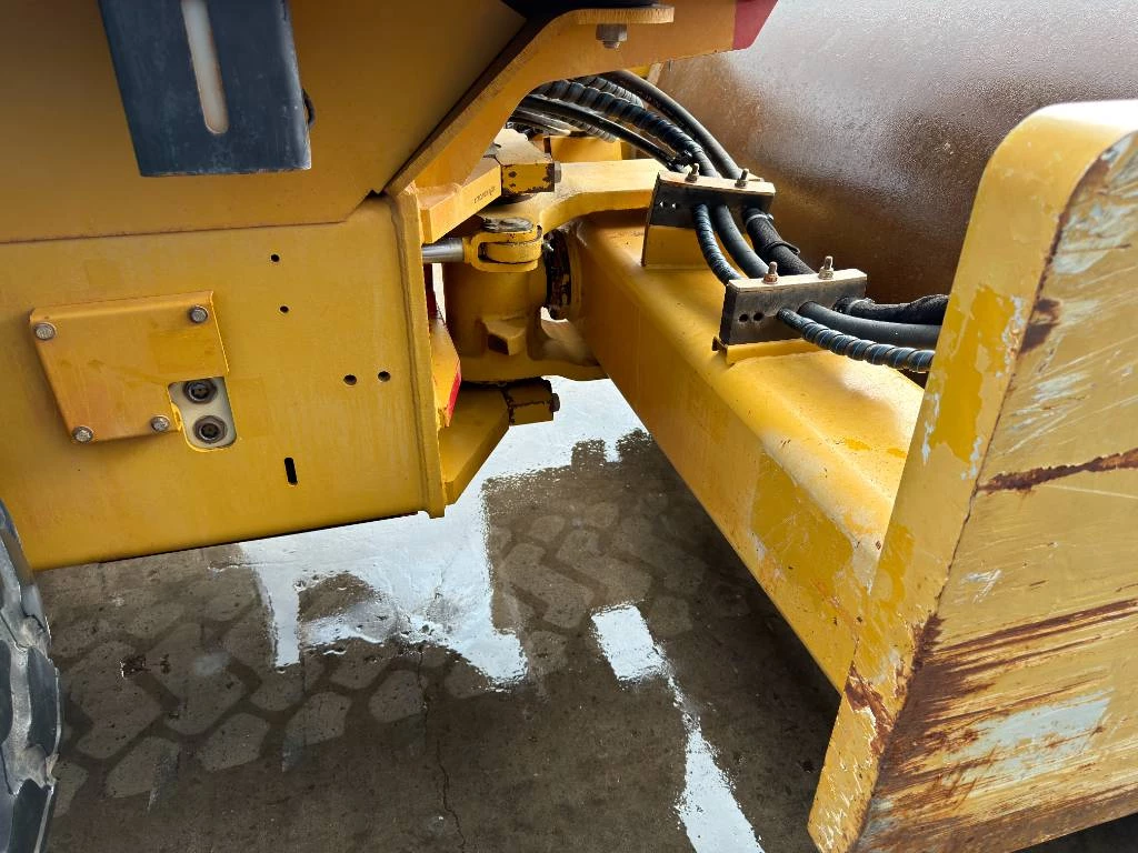 Cat 2010 - CS74 afbeelding 16