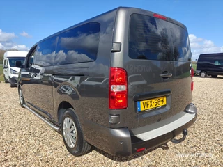 Peugeot Expert 2020 - 2.0 BlueHDI 120 Lengte 3 Premium Dubbele Cabine , Automaat , 2 schuifdeur , Euro 6 , apk 3-2027 , mooie bus! bild 4