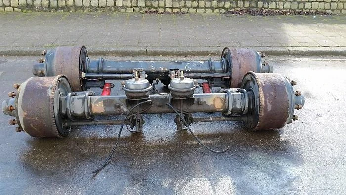 Axles TRAILER immagine 1
