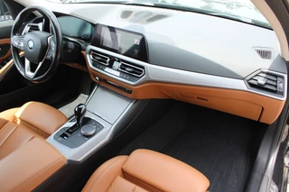 BMW 3 Series 2022 - Touring 320e High Executive LEDER NAVI CARPLAY TREKHAAK obrazek 11