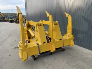 Komatsu N/A 2026 - D85 zdjecie 3