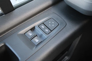Renault Master 2024 - T35 2.0 dCi 170pk L2H2 Extra - 2x Schuifdeur - Navigatie - Blind Spot - Camera - Stoelverwarming - Verwarmde voorruit - Rijklaar immagine 10
