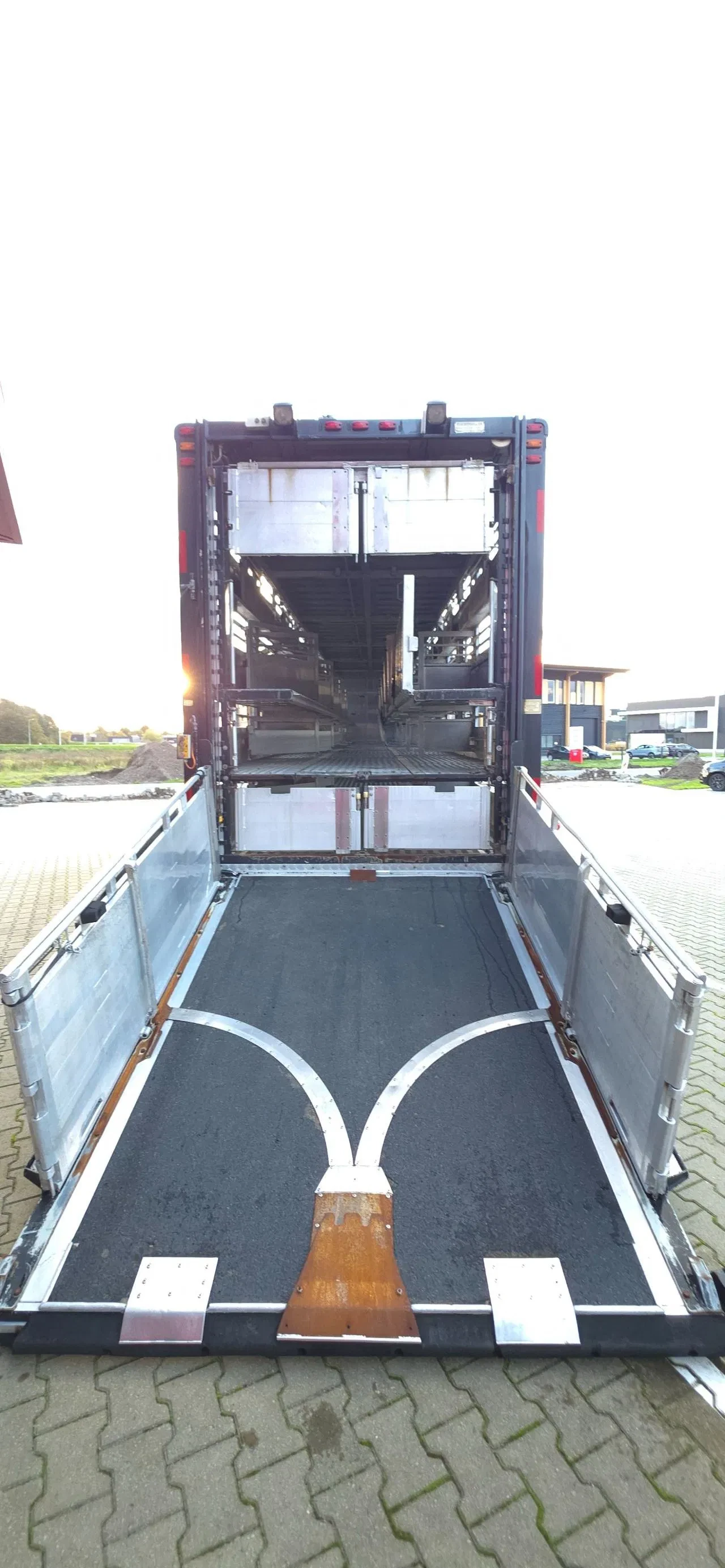 Berdex 2008 - Berdex 3-4 floors. New Rims and Tires. Type 2. Water and fans + inspection doors obrázek 14