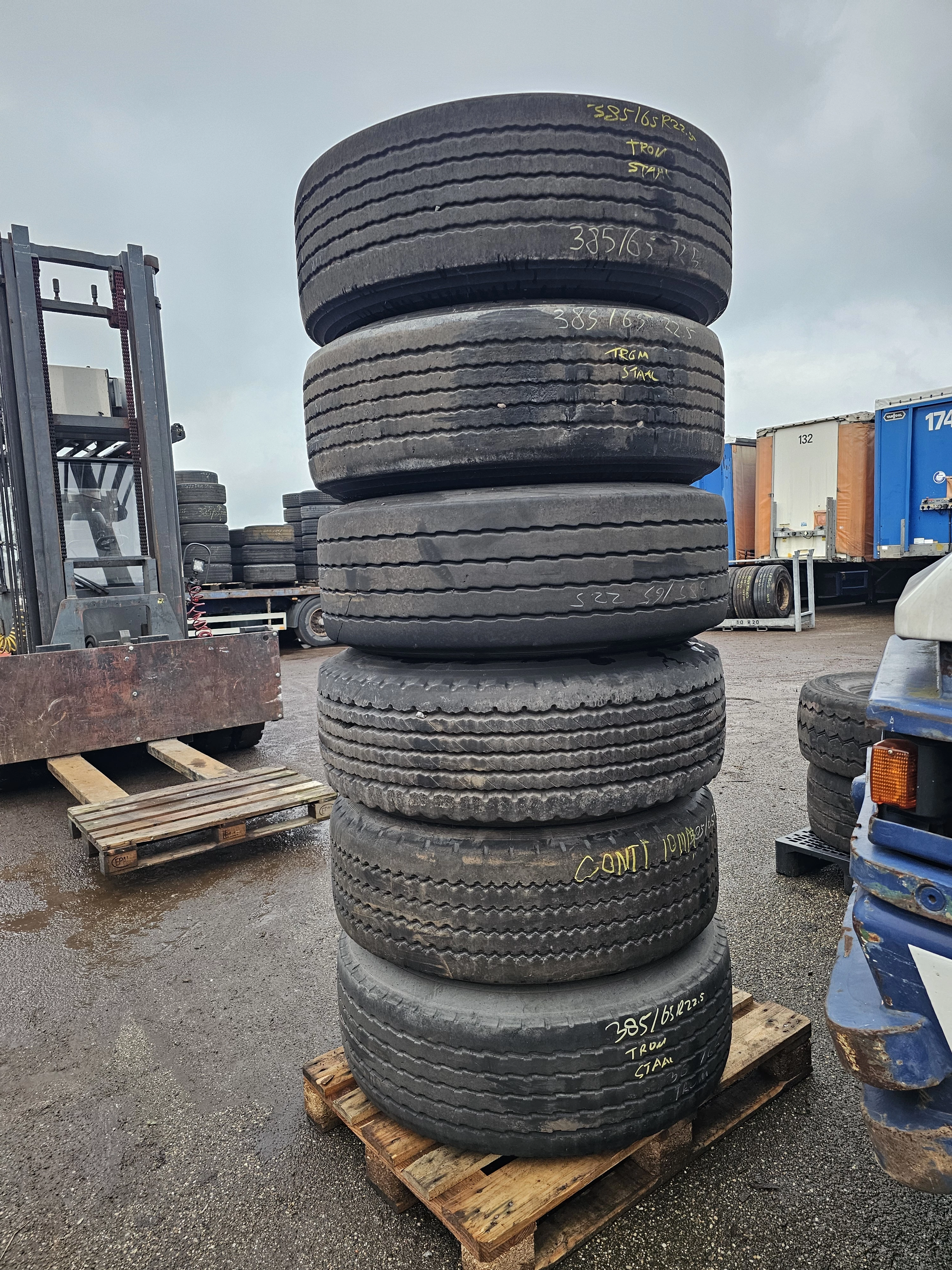 DAYTON MICHELIN , CONTINENTAL ,GOODYEAR 2000 afbeelding 1