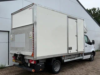 Mercedes-Benz Sprinter 2023 - 515 1.9 CDI 150PK Laadklep Bakwagen Dubbellucht Climate Control Cruise Control Apple Carplay Koffer Meubelbak image 2 thumbnail