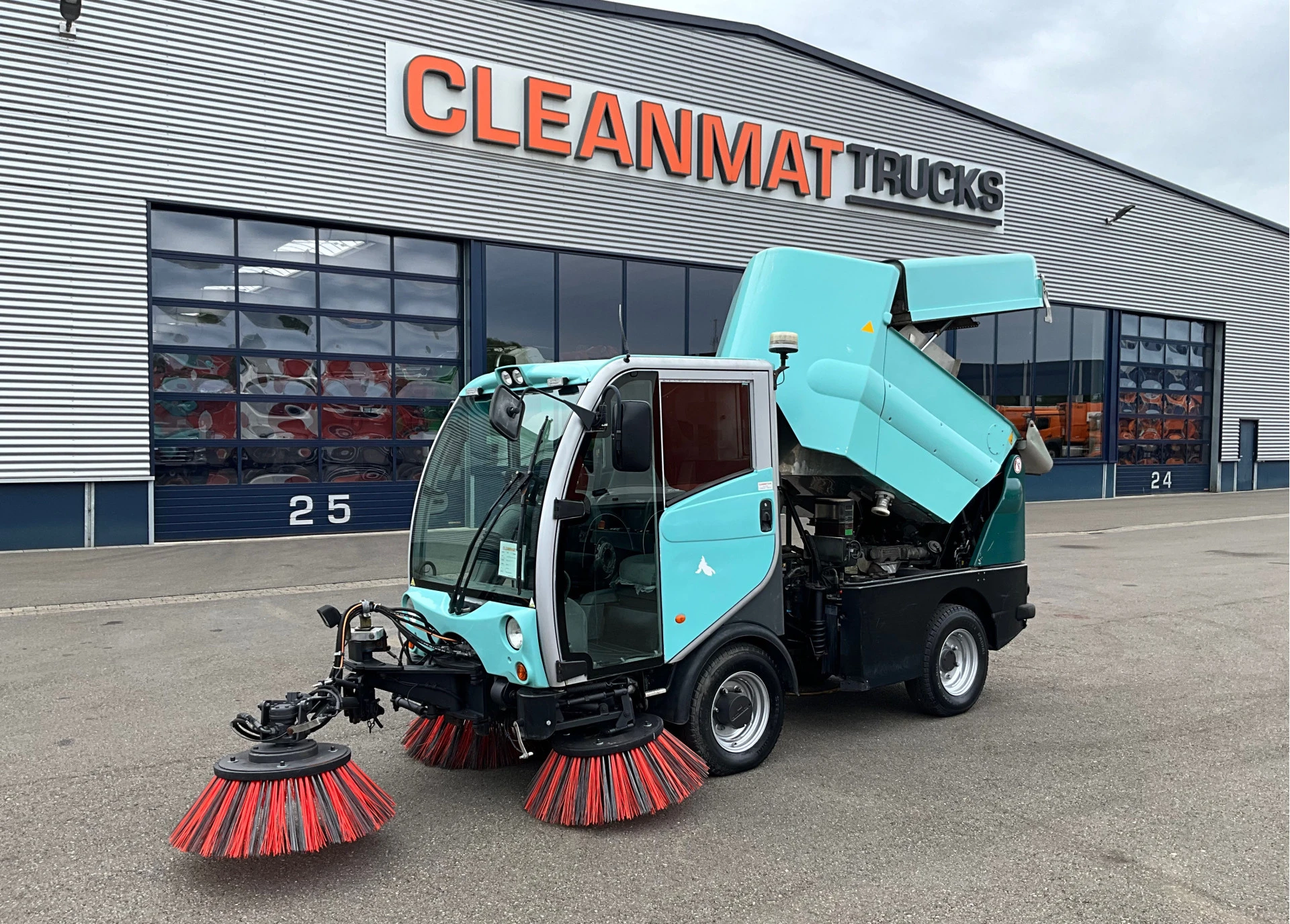 Bucher Citycat 2020 Euro 5 with 3-rd brush 2011 afbeelding 1