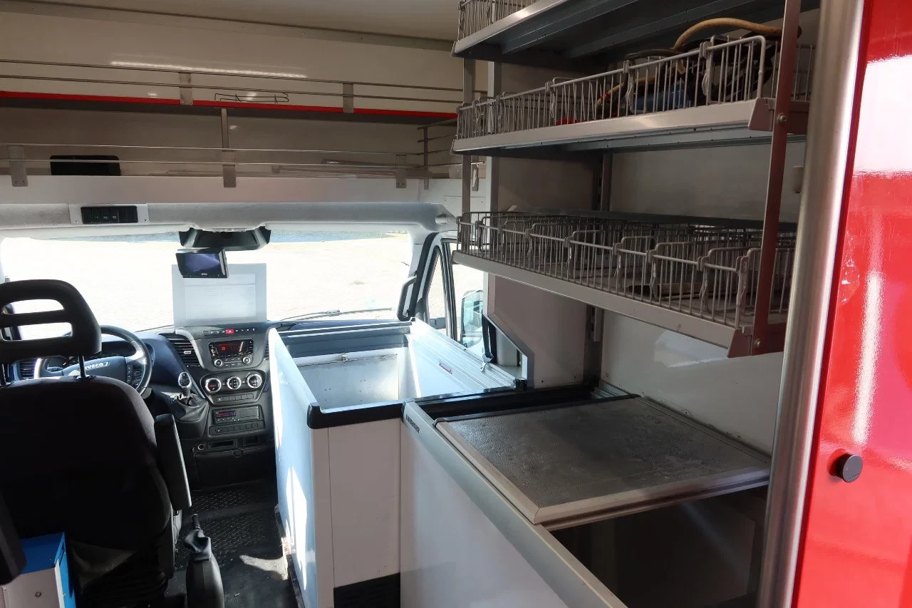 Iveco Daily 2019 - 70 C 180 Verkoop/ foodtruck Super markt 3.0 L Turbo diesel + luchtvering zdjęcie 7