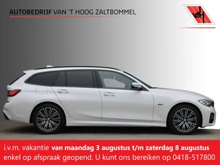 BMW 3 Series 2022 - Touring 330e High Executive M-SPORT SHADOW PANORAMADAK MEMORY 360-CAMERA KEY-LESS CARPLAY TREKHAAK zu verkaufen