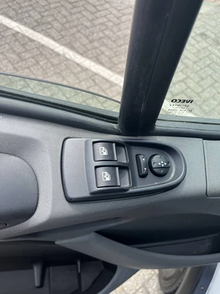 Iveco 40C21 3.0 C1 Trekker Airco 9915 kg Trekgewicht 2012 - N/A obrazek 9