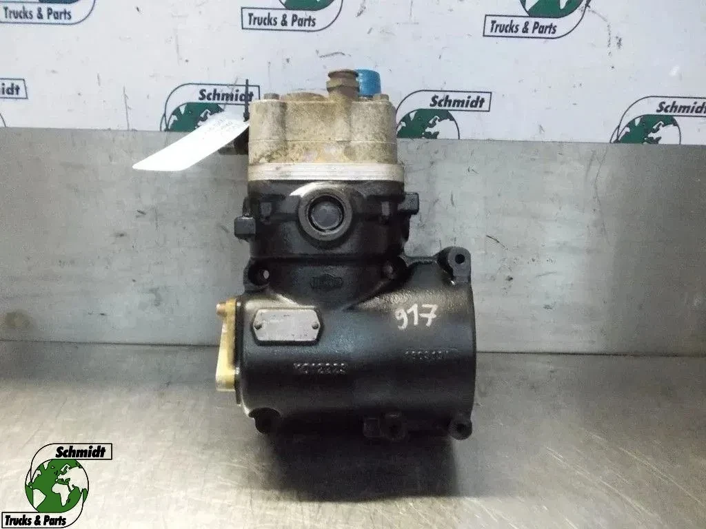 MAN - 51.54000-7147 // 51.54000-7146 COMPRESSOR MAN 18.400 EURO 6 image 1