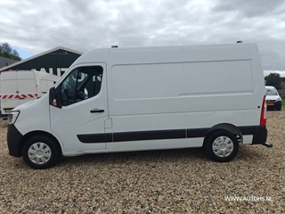 Renault Master 2020 - T35 2.3 dCi 135 L2H2 ,+ werkplaats inrichting , Euro 6 , 1e Eig , 140 PK , Apk 8- 2027 , Camera , leuke bus. afbeelding 2 miniatuur
